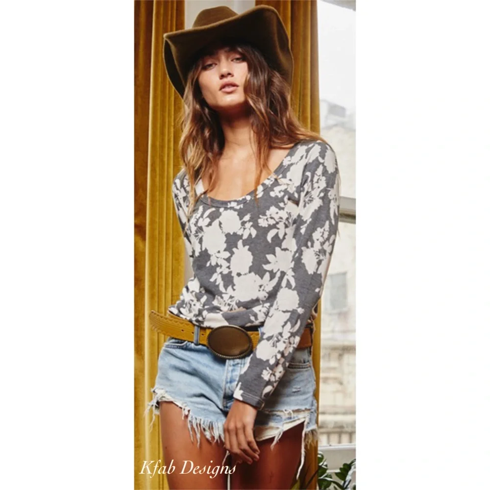 ❤️LAST ONE! Super Soft Multi Print Long Sleeve Top! - Picture 10 of 11